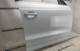 Дверь (дефект) AUDI Q3 8U0831052C 1, передняя правая