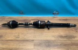 Привод (рваный пыльник) Mazda 3 GG6125500 BK BL 2.0 LF МКПП, передний правый