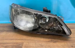 Фара ксеноновая Honda Civic 33101SNBG03 4D, правая