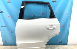 Дверь (дефект) Audi Q5 8R0833051B 8R, задняя левая