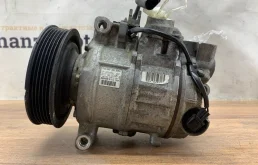 Компрессор кондиционера Audi A6 4G0260805A C7 CHV