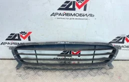 решетка в бампер Hyundai Solaris 2011 RB G4FA