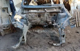 Передняя часть Toyota RAV4 2008 XA30, ACA30L,
