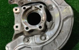 кулак задний R (33306866336) для BMW 5er G30 2016-2023