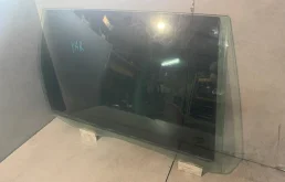 Стекло двери Volvo XC70 2008 43R00043, заднее правое
