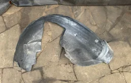 Подкрылок Volvo S60 30655665, передний левый