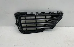 Решетка бампера Volkswagen Touareg 2015-2018