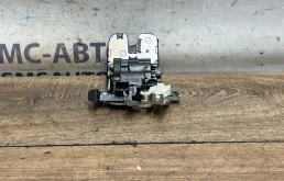 Замок багажника Audi A8 4H0827505A D4 4.0 CTG
