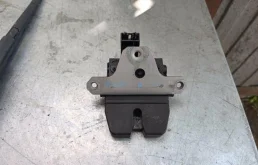 Замок крышки багажника Ford Focus 3 2014
