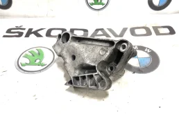 Кронштейн опоры двигателя Skoda Superb 2016 04L199207 3 (3V) 2.0 CRLB