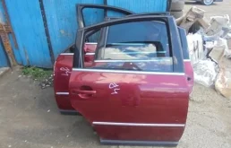 Дверь задняя правая Volkswagen Passat B5+