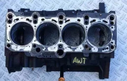 Блок цилиндров Volkswagen Passat B5+ 1.8t пустой