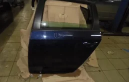 Дверь задняя левая Volkswagen Passat B7 Variant