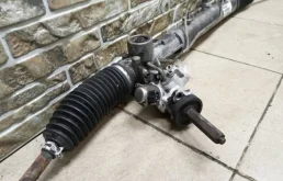 Рулевая рейка для Land Rover Range Rover Sport 2013 года на фотографиях