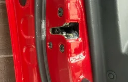 Замок двери передней левой Kia Ceed ED (2006—2010)