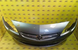 Бампер Opel Astra 13368660 J, передний
