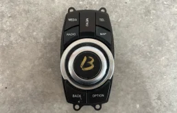 Блок управления магнитолой BMW X1 65829267955 E84