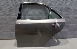 ДВЕРЬ TOYOTA DAIHATSU ALTIS CAMRY 6700433200 ЗАДНЯЯ ЛЕВАЯ  серый, 1H1 YE001