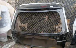 Крышка багажника Mitsubishi Outlander 3 2012-2021 5801B679
