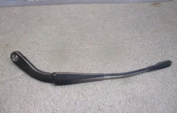Щеткодержатель BMW 3 серия F30/F31 (2011—2015)