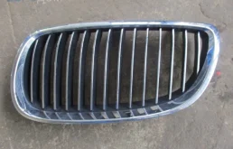 Ноздря / Решетка капота BMW 3 серия E90/E91/E92/E93 (2005—2010)