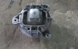 Подушка двигателя BMW 5 серия F10/F11 (2009—2013)