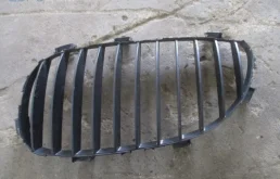 Ноздря / Решетка капота BMW 5 серия E60/E61 рестайлинг (2007—2010)