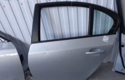 Дверь BMW 5 серия E60/E61 (2002—2007)