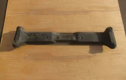 Балка передняя поперечная для Mitsubishi Pajero на фотографиях