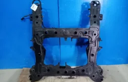 Подрамник двигателя для Suzuki Grand Vitara на фотографиях