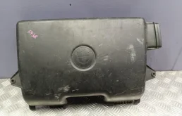 Воздухозаборник BMW 1 2008 13717561927 E87 N46B20BD