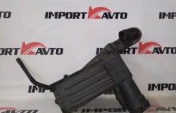 Корпус воздушного фильтра AUDI A3 2008-2012 1K0129607AG 8PA BYT