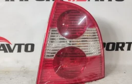 Стоп-сигнал VOLKSWAGEN PASSAT 2000-2005 3B5945096AE 3B3 AZM, правый