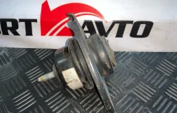 Подушка двигателя KIA FORTE 2008-2013 218100Q000 TD G4FC, правая