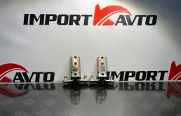 Петля двери MITSUBISHI LANCER CEDIA 2000-2003 MR302270 CS5A 4G93-GDI, передняя левая