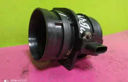 Датчик массового расхода воздуха для Volkswagen Passat 2014 года на фотографиях