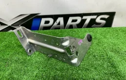 Кронштейн экрана моторного отсека BMW X5 2013 51717188836 E70 LCI N57D30A, правый