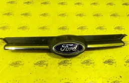Решетка радиатора Ford Focus 3 BM51BA133B