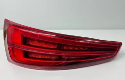Фонарь задний левый Audi Q3 8U0945093M 8U
