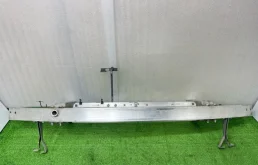 Усилитель переднего бампера Mercedes-Benz E A2046205834 C207