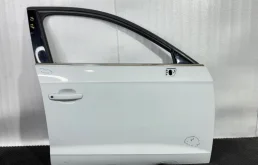 Дверь передняя правая Audi A3 2014 8V4831052B 8V