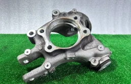 Кулак поворотный Audi Q5 2013 8R0505432F 8R 2.0 CNCD, задний правый