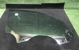 Стекло двери переднее правое BMW 3er F30 (11-20)
