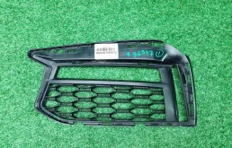 Решетка перед. бампера BMW 5er G30 (17-20) M-paket