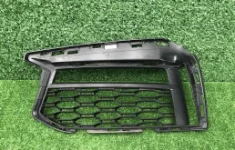 Решетка перед. бампера BMW 5er G30 (17-20) M-paket