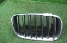 Решетка радиатора правая BMW X5 E70 (2006-2013)