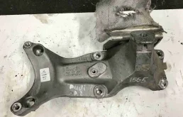 Кронштейн Audi D4 (2010—2014) 4G0199307
; 4G0199307H CGW