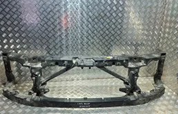 передняя панель (телевизор) Land Rover Discovery 3 L319