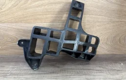 Кронштейн бампера RENAULT SANDERO 2008-2014 8200735454 ХЭТЧБЕК (5ДВ), задний левый