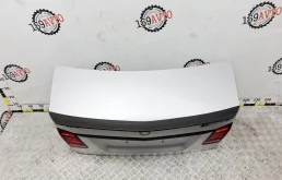Крышка багажника Mercedes-Benz -Class 2013 W212